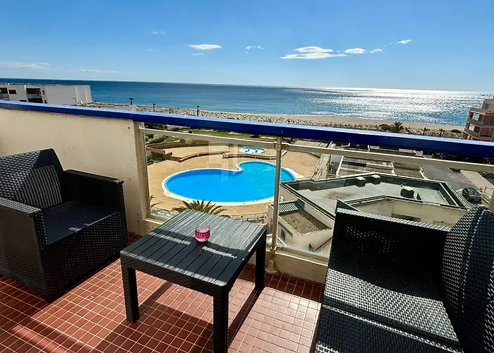 *Au Lydia* Appartement Vue Sur Mer, Avec Piscine.