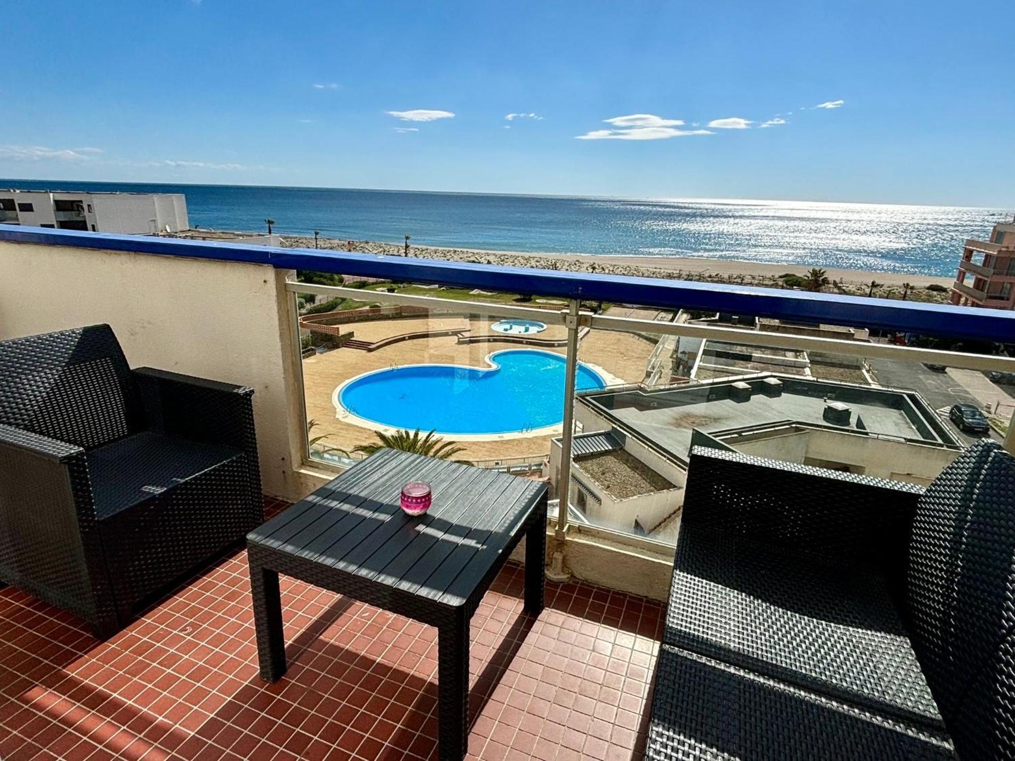 *au Lydia* Vue Sur Mer, Avec Piscine. Apartment